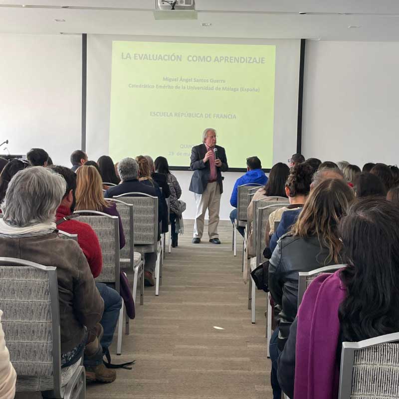 charla-la-evaluacion-en-los-aprendizajes-y-la-importancia-de-la-educacion-emocional